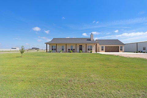 Homes For Sale - 1301 E Cemetery Road<br/> Randall County, Canyon, TX 79015