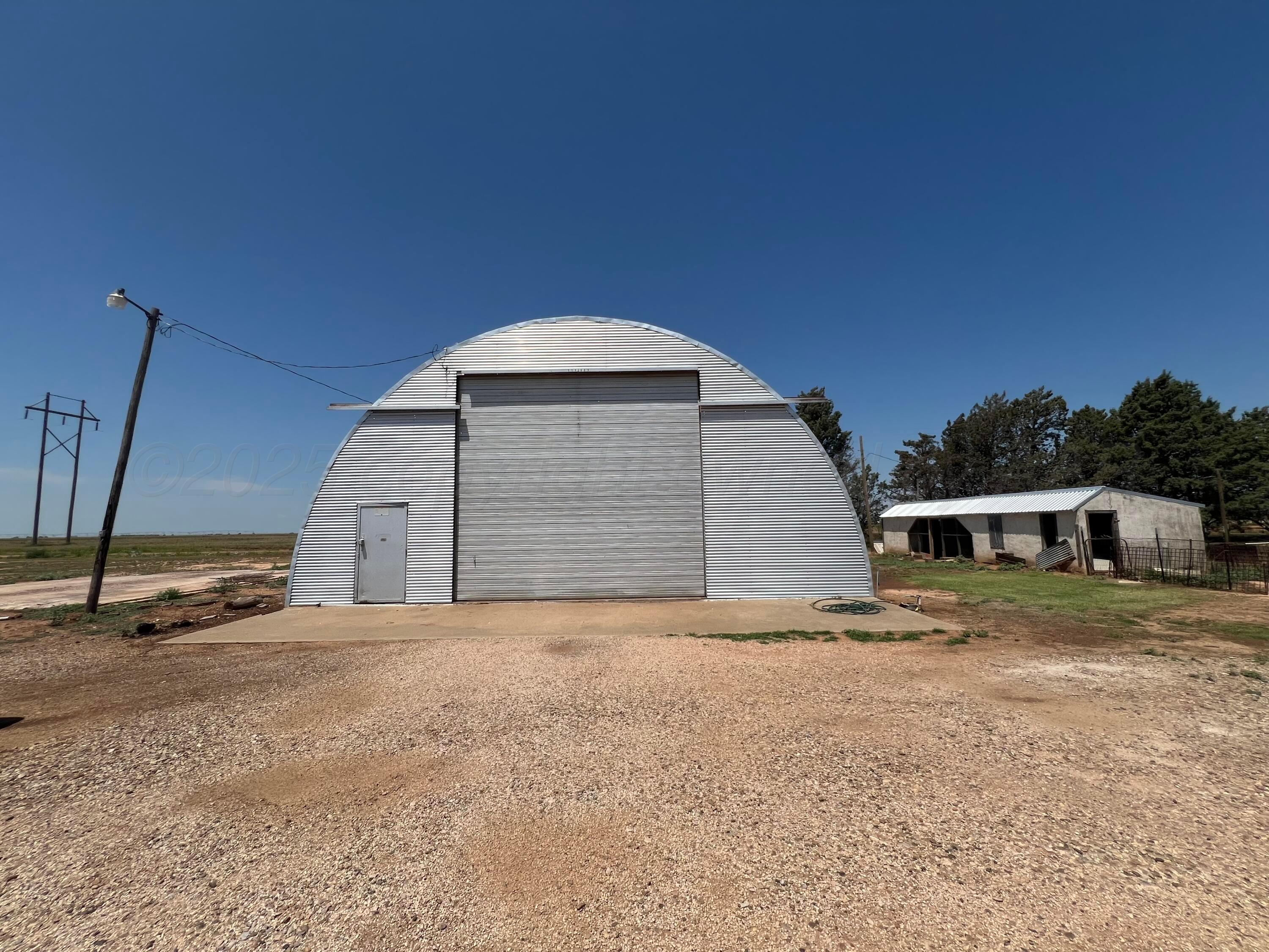 696 County Road 629, Earth, Texas image 6