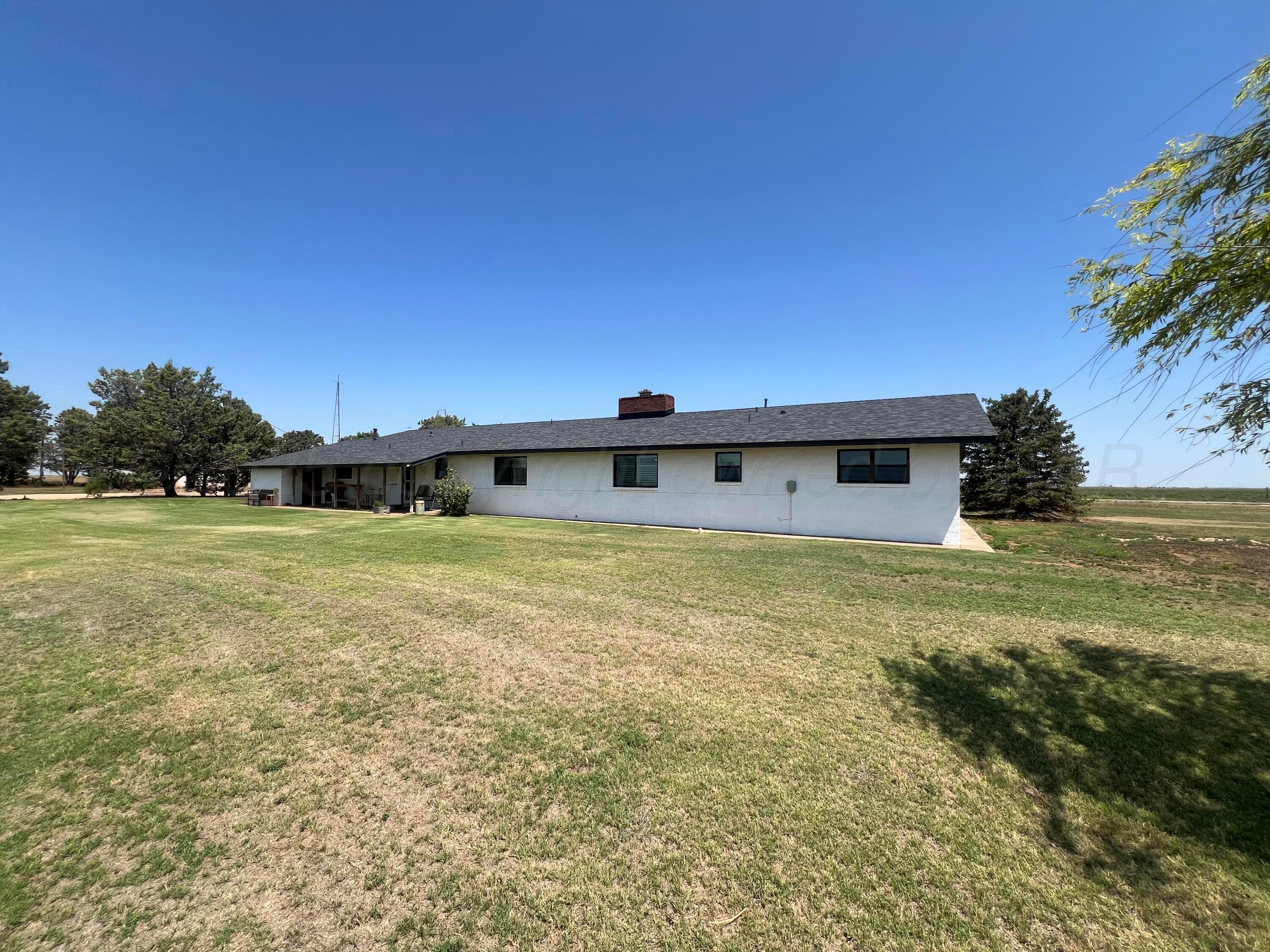 696 County Road 629, Earth, Texas image 2