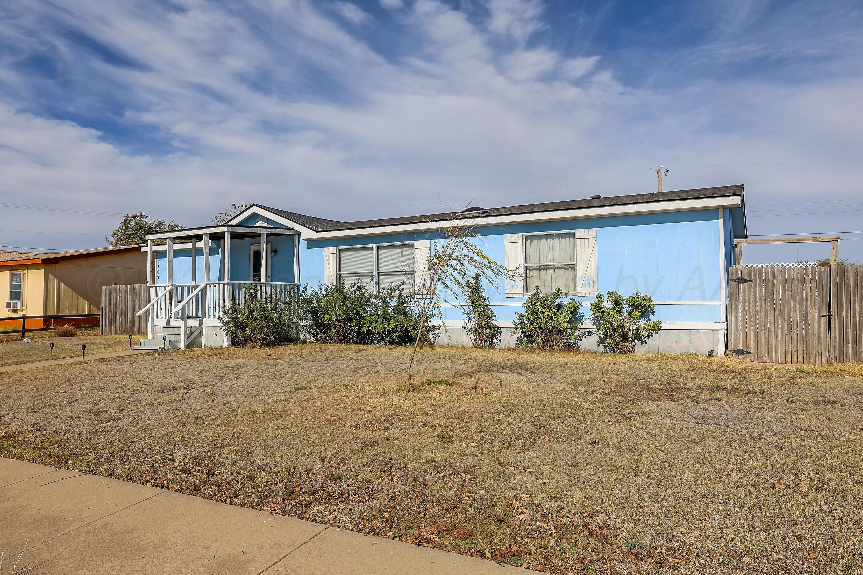 2103 Country Lane, Amarillo, Texas image 2