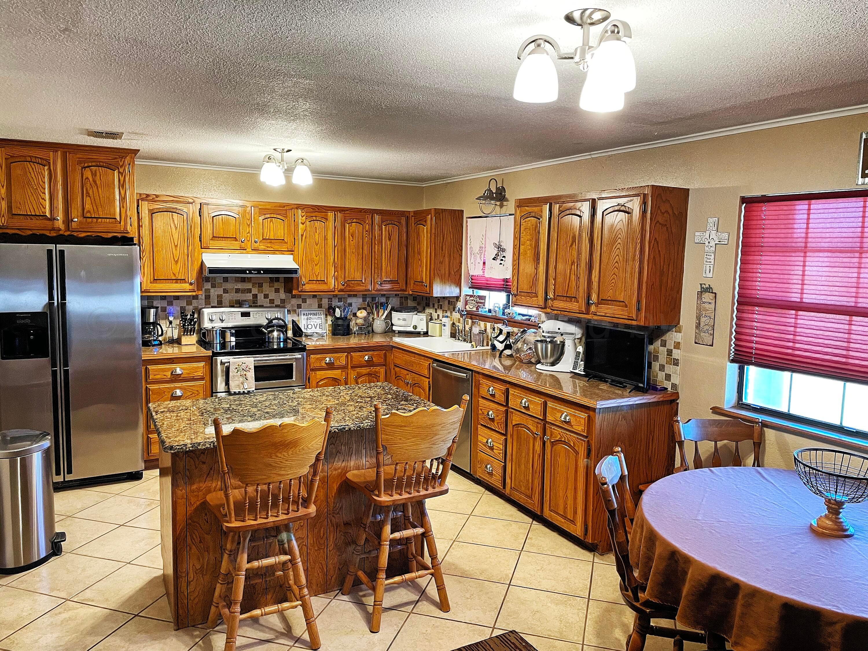2602 Harvard Drive, Perryton, Texas image 3