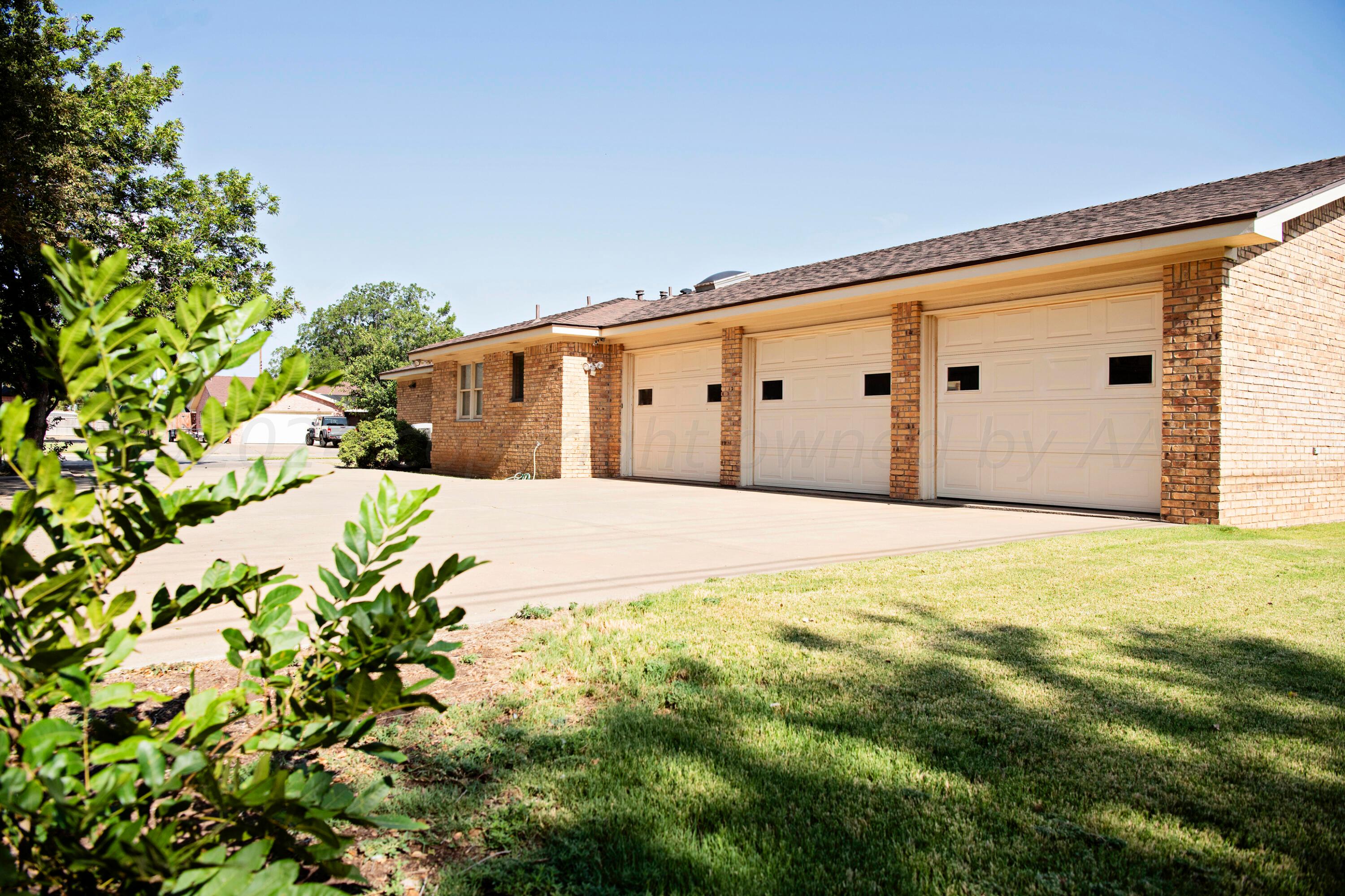 244 Ranger Street, Hereford, Texas image 2