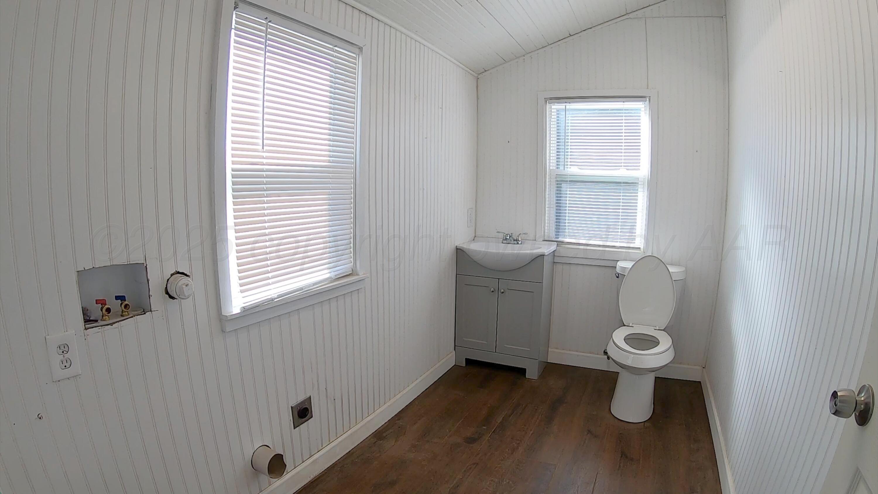 Dumas, Texas 79029, United States, 2 Bedrooms Bedrooms, ,2 BathroomsBathrooms,Residential,Active,218918