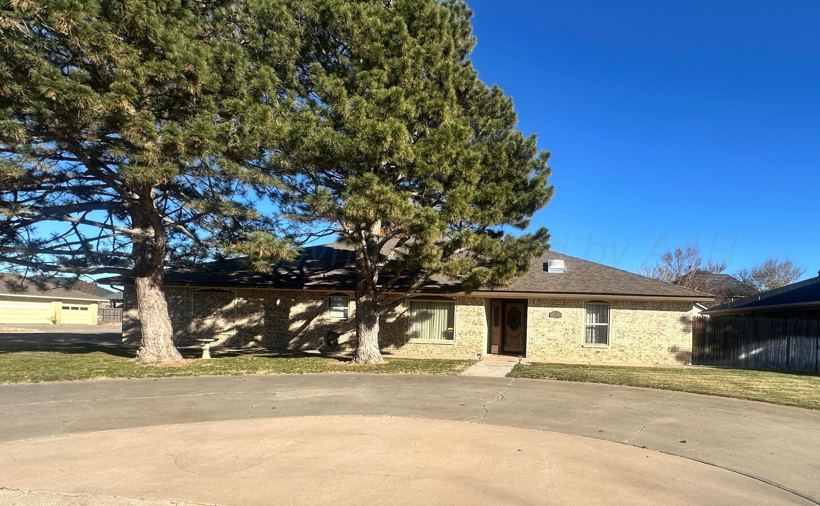 1201 Bennett Drive, Dumas, Texas image 1