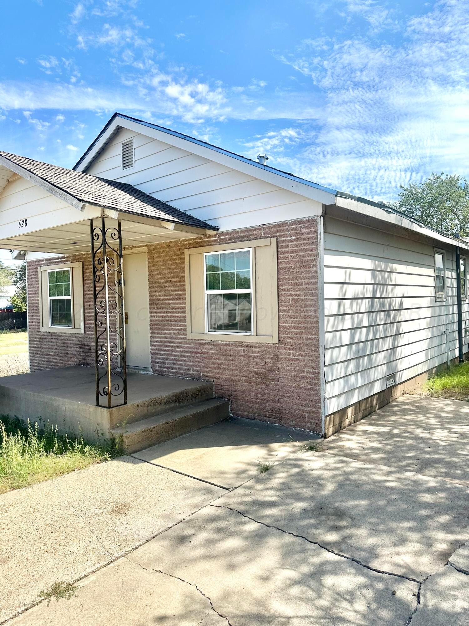 628 N Mcgee Street, Borger, Texas image 1