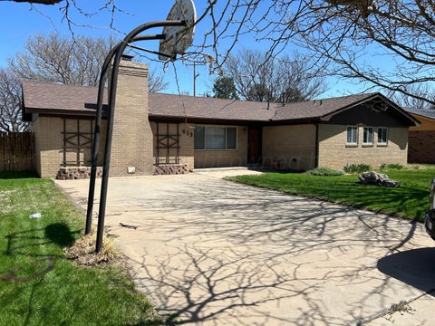 Homes For Sale - 613 S Fulton Street<br/> Sherman County, Stratford, TX 79084