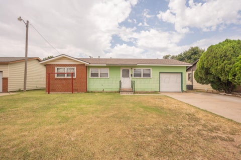 Homes For Rent - 2411 N Vernon Street<br/> Potter County, Amarillo, TX 79107