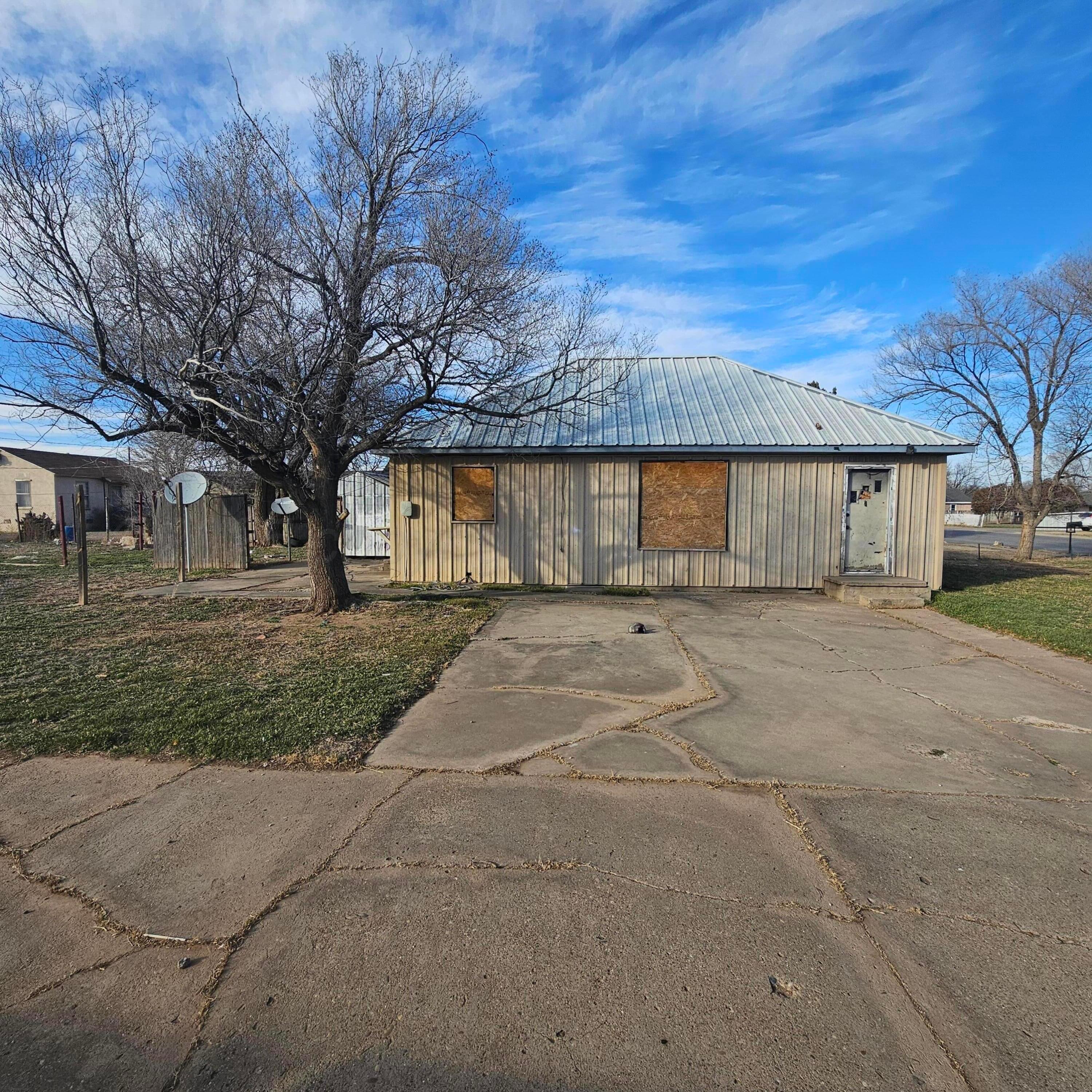 121 Avenue A Road, Hereford, Texas image 1
