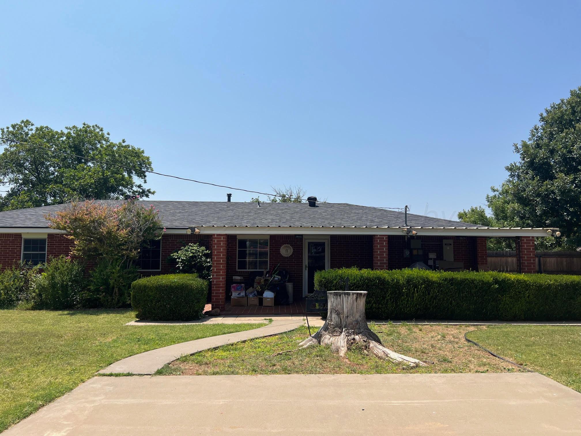 1402 N 18th Street, Memphis, Texas image 29