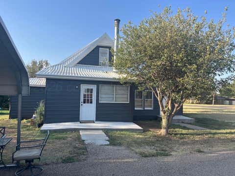 Homes For Sale - 300 Alamo Street<br/> Claude, TX 79019