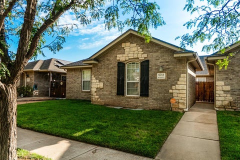 Townhouse For Rent - 6713 Mosley Street<br/> Amarillo, TX 79119