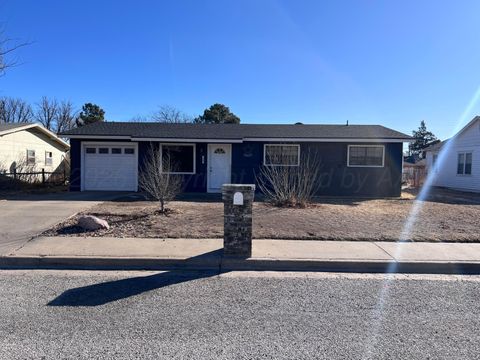 Homes For Sale - 128 Ranger Street<br/> Deaf Smith County, Hereford, TX 79045