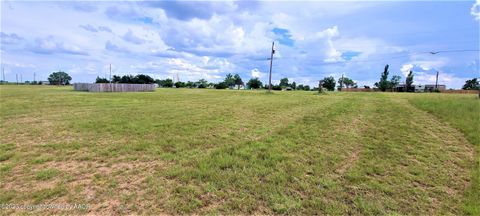 Vacant Land For Sale - 299 Douglas Drive<br/> Howardwick, TX 79226