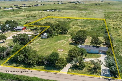 Homes For Sale - 25701 Newton Road<br/> Canyon, TX 79015