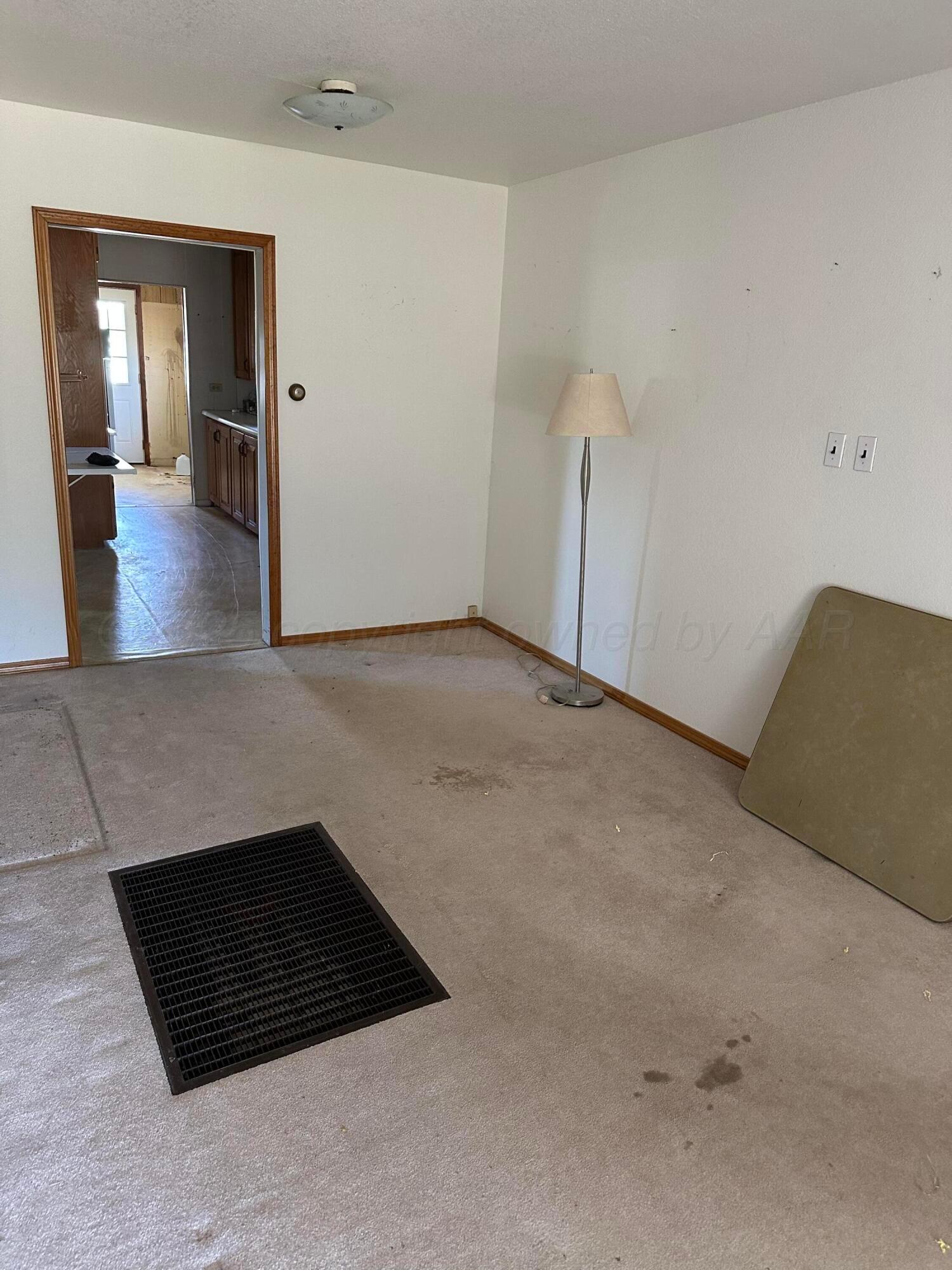 501 S Ridgeland Avenue, Fritch, Idaho image 4