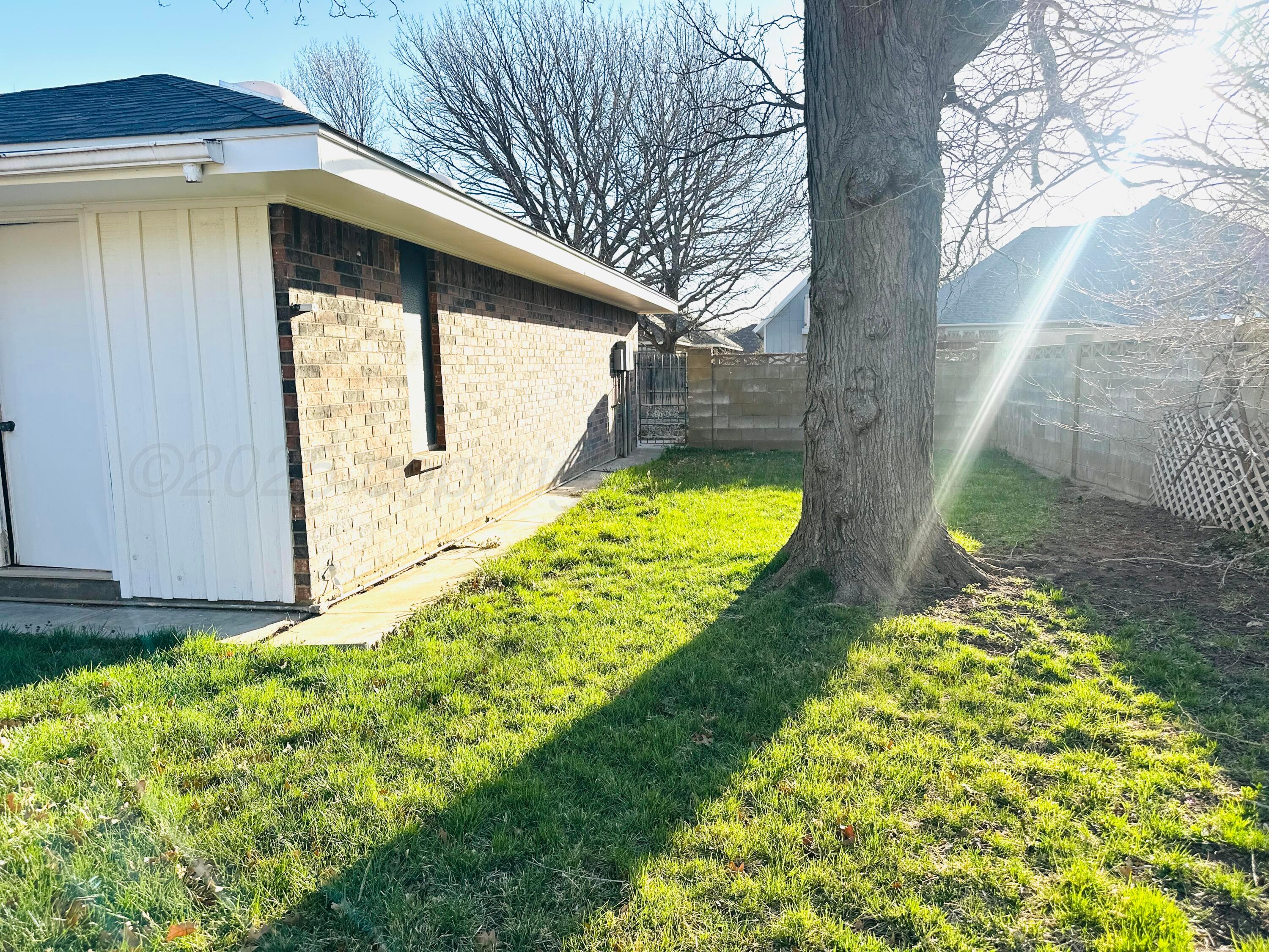 218 N Carson Avenue, Dumas, Texas image 36