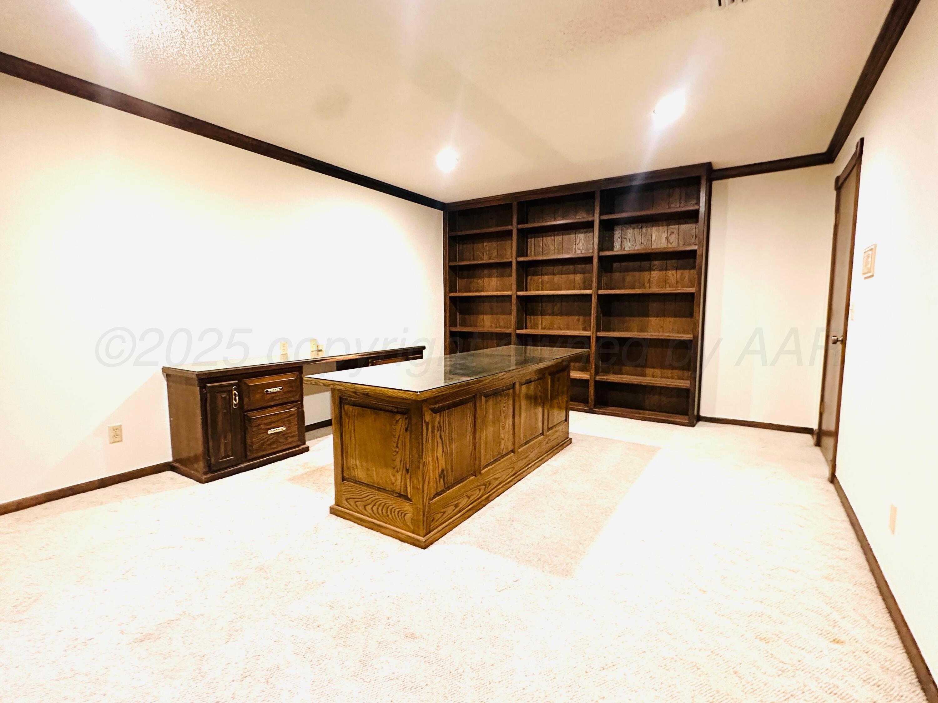 218 N Carson Avenue, Dumas, Texas image 4