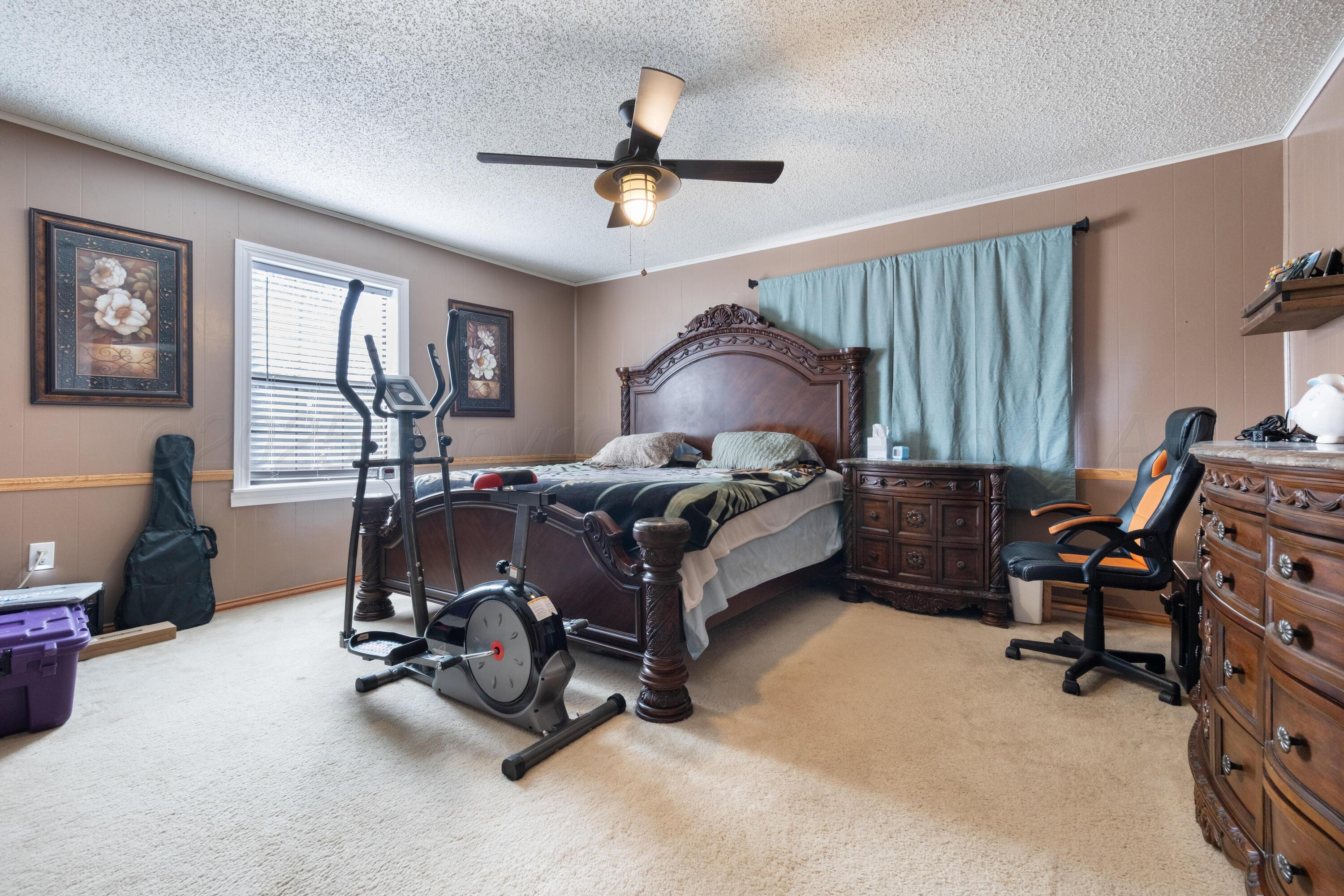 Kress, Texas 79052, United States, 3 Bedrooms Bedrooms, ,1 BathroomBathrooms,Residential,Active,85221