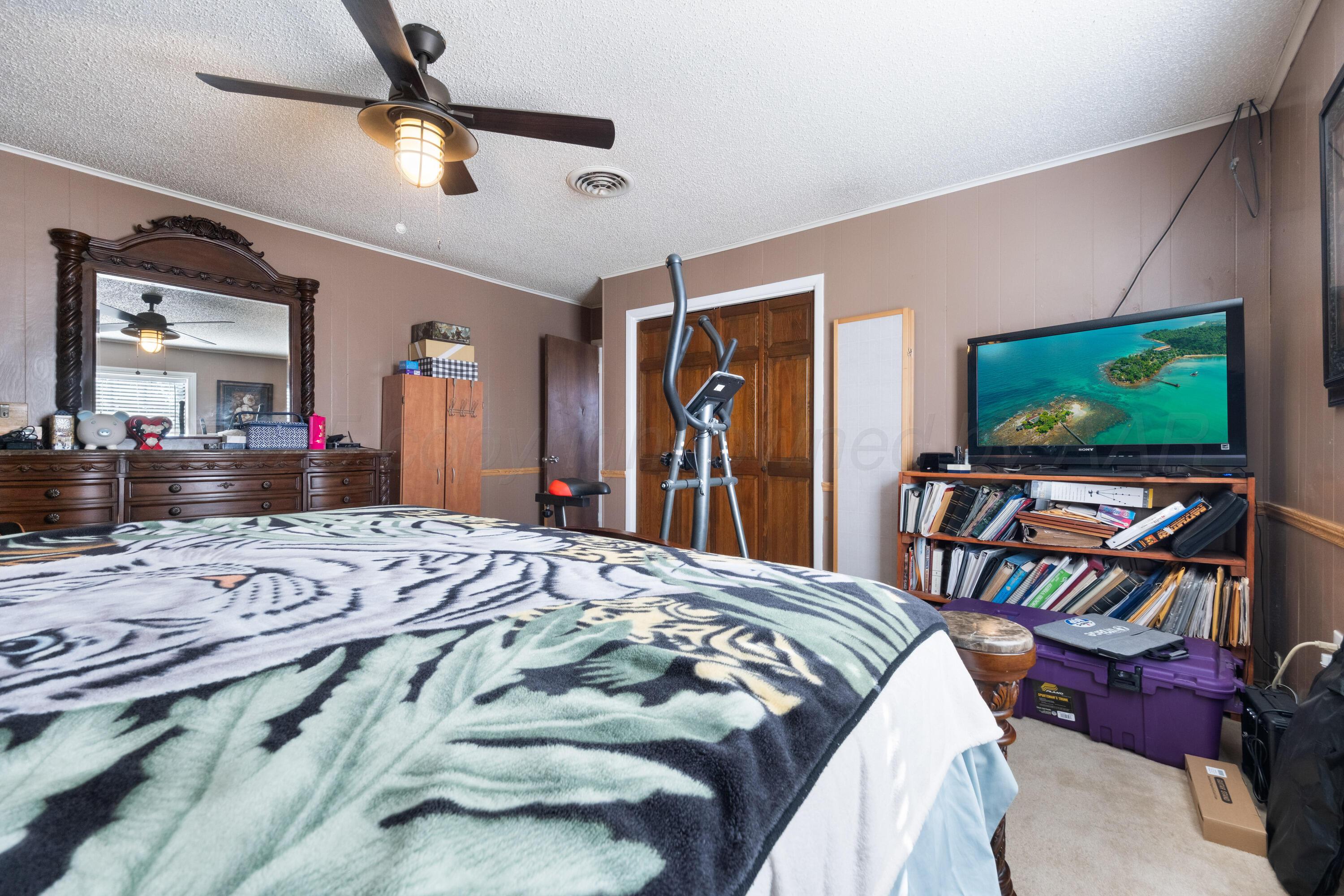 Kress, Texas 79052, United States, 3 Bedrooms Bedrooms, ,1 BathroomBathrooms,Residential,Active,85221