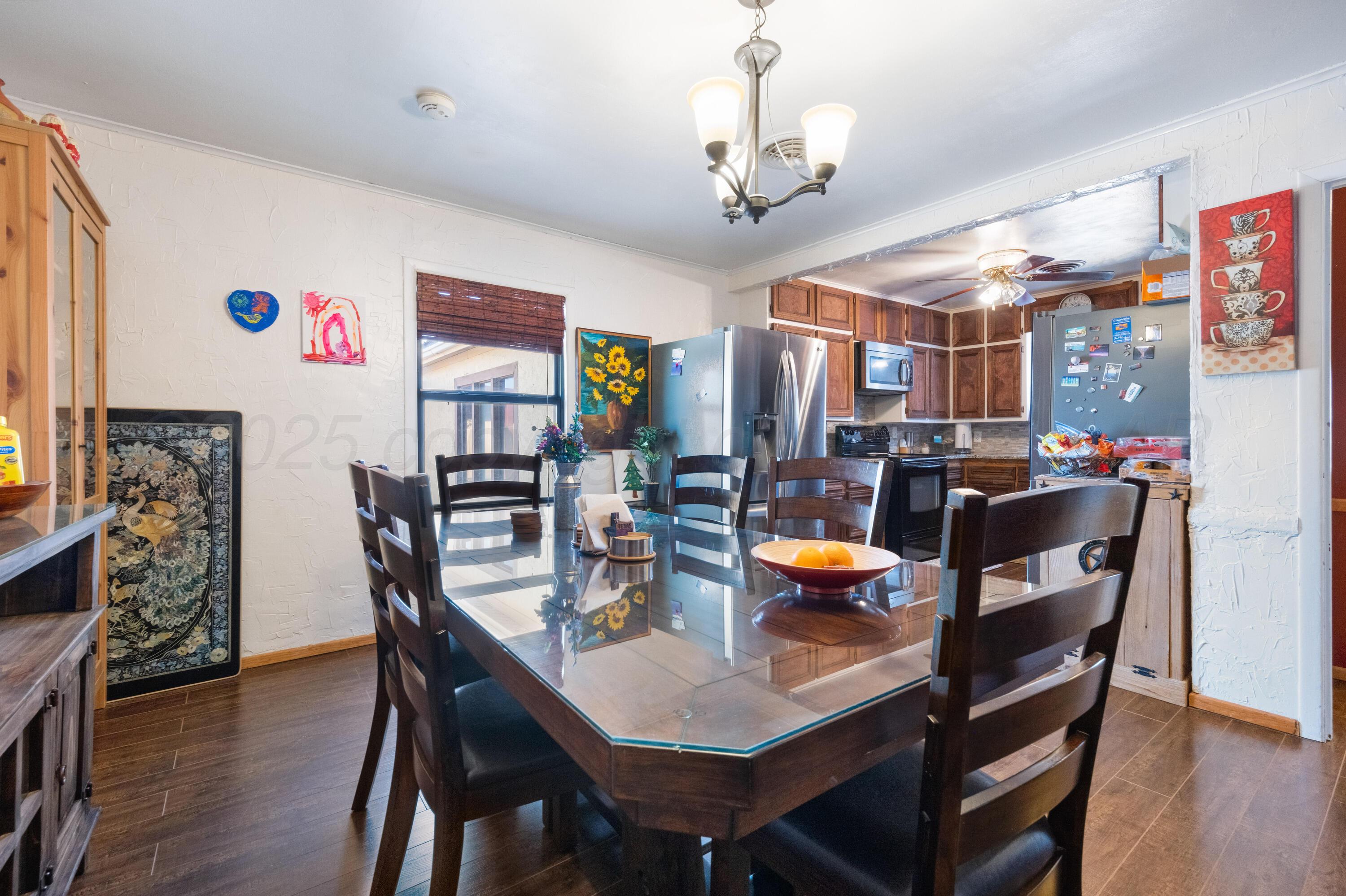 Kress, Texas 79052, United States, 3 Bedrooms Bedrooms, ,1 BathroomBathrooms,Residential,Active,85221