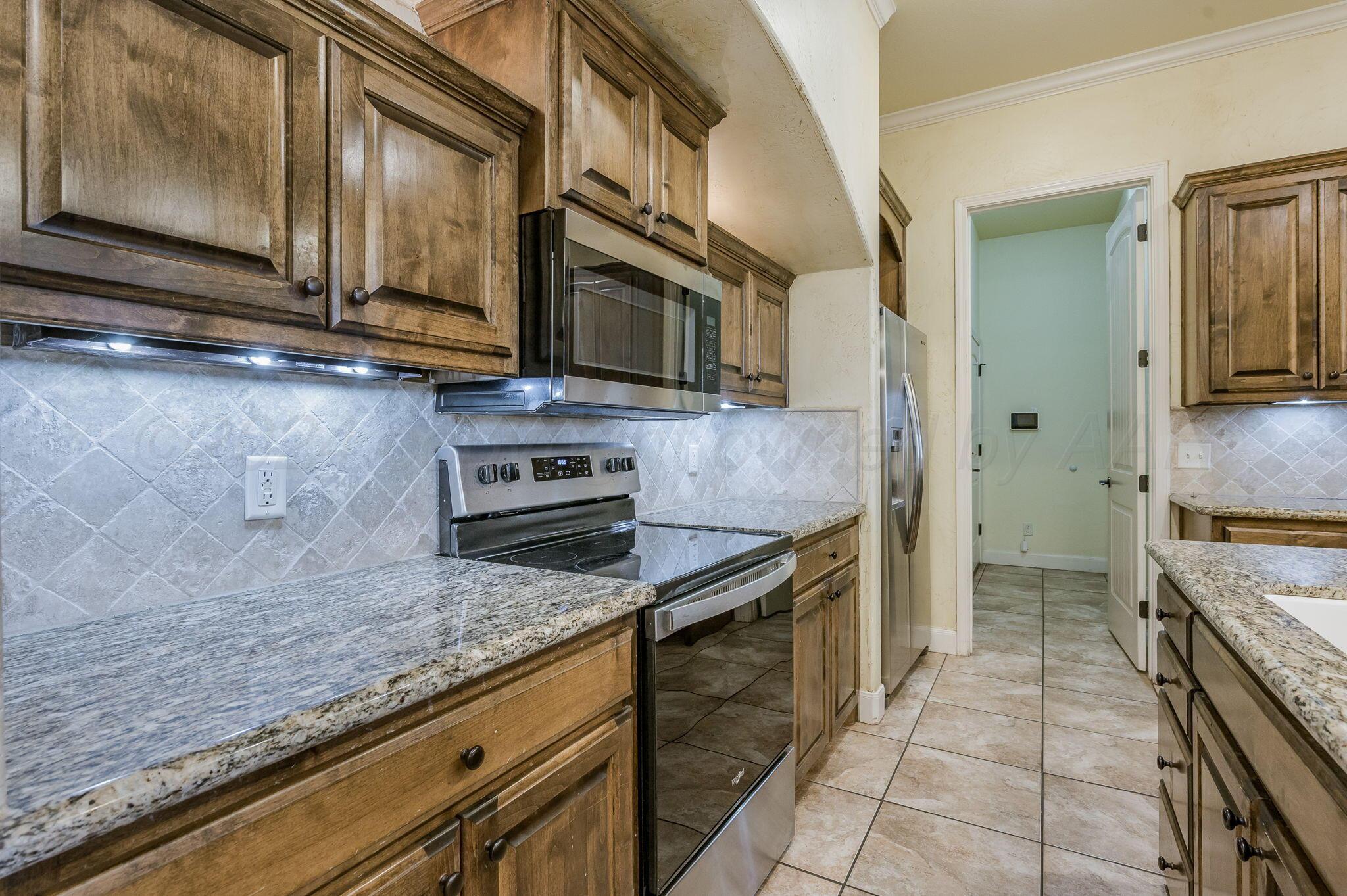 20501 W Hunters Run Ave, Canyon, Texas image 8