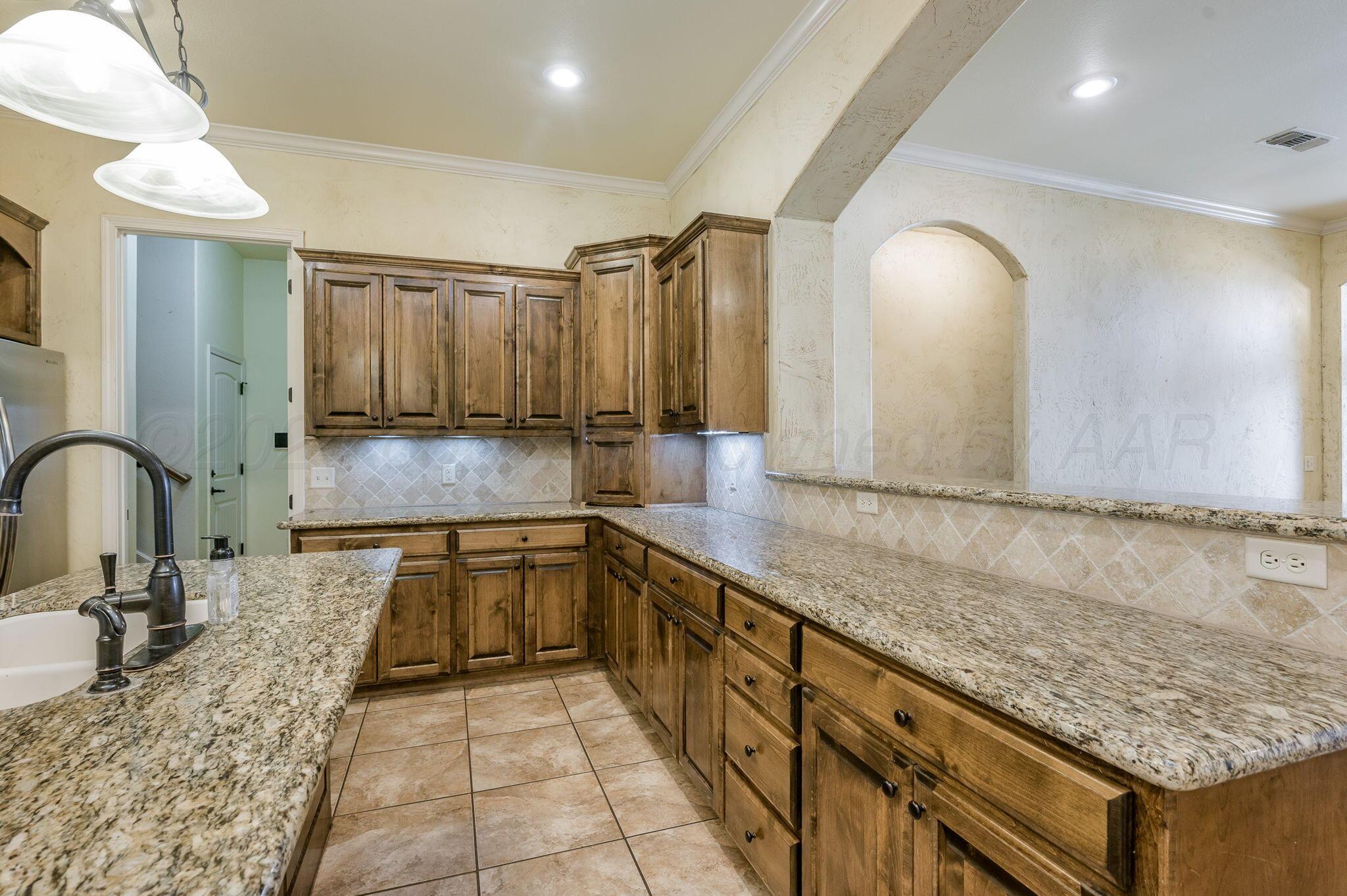 20501 W Hunters Run Ave, Canyon, Texas image 9