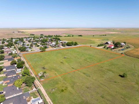 Vacant Land For Sale - 5 Acre N Crest Road<br/> Pampa, TX 79065