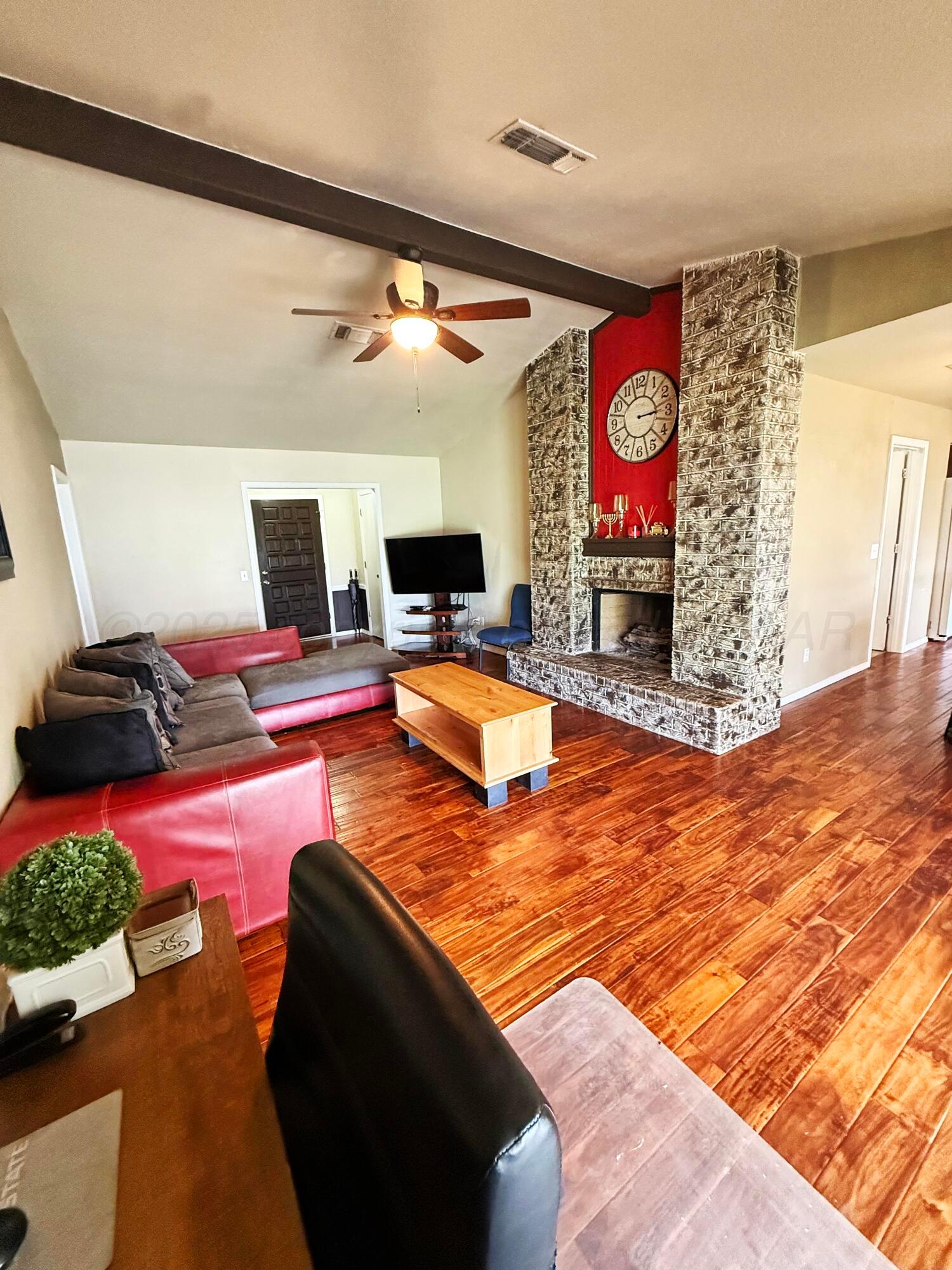 2314 S Elm Street, Perryton, Alaska image 3