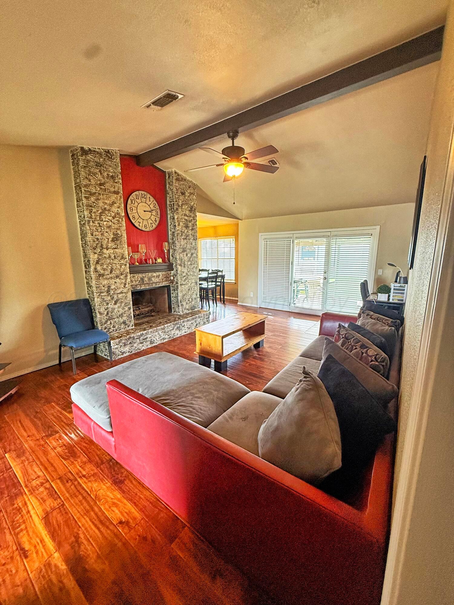 2314 S Elm Street, Perryton, Alaska image 2