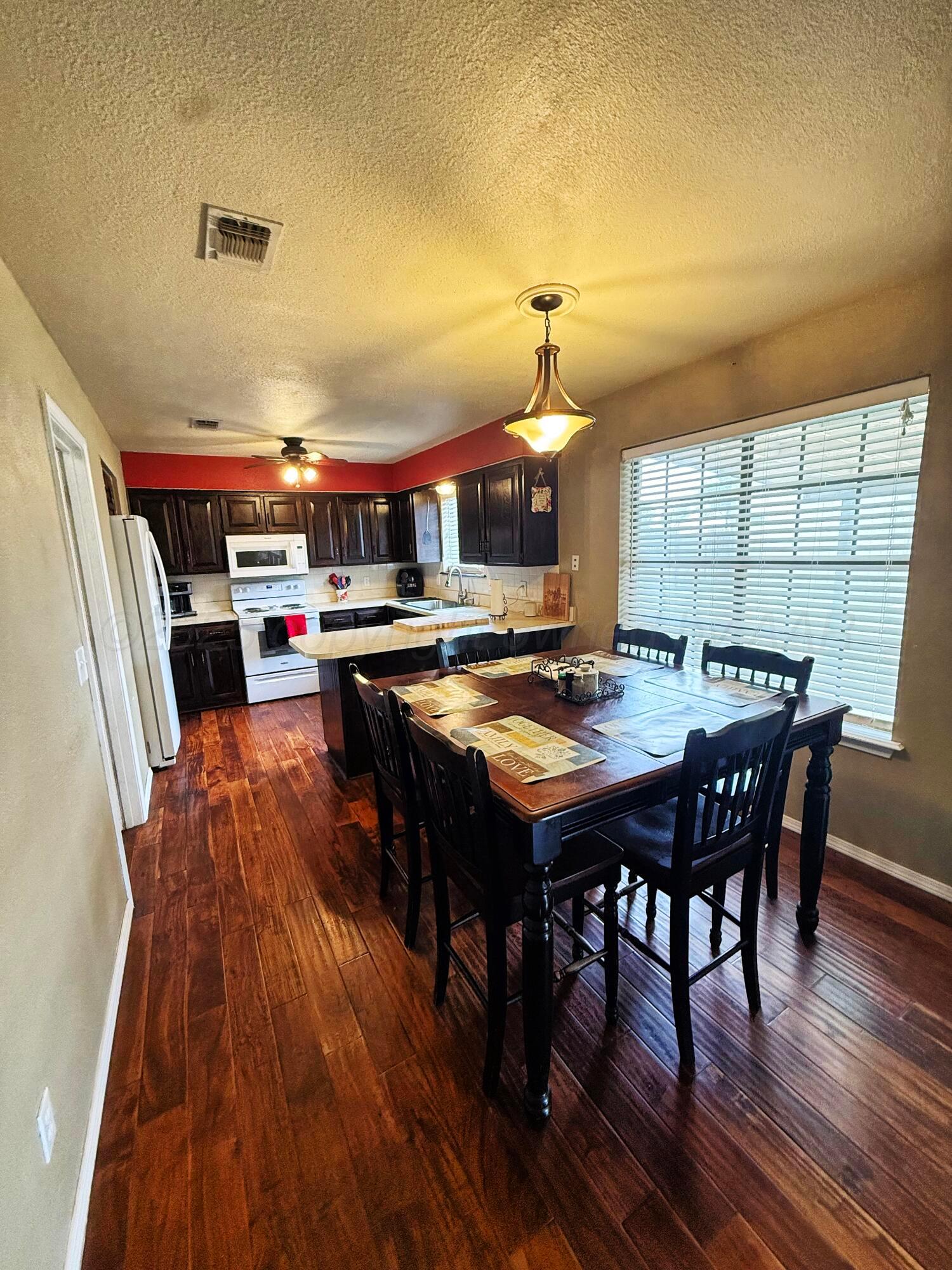 2314 S Elm Street, Perryton, Alaska image 4