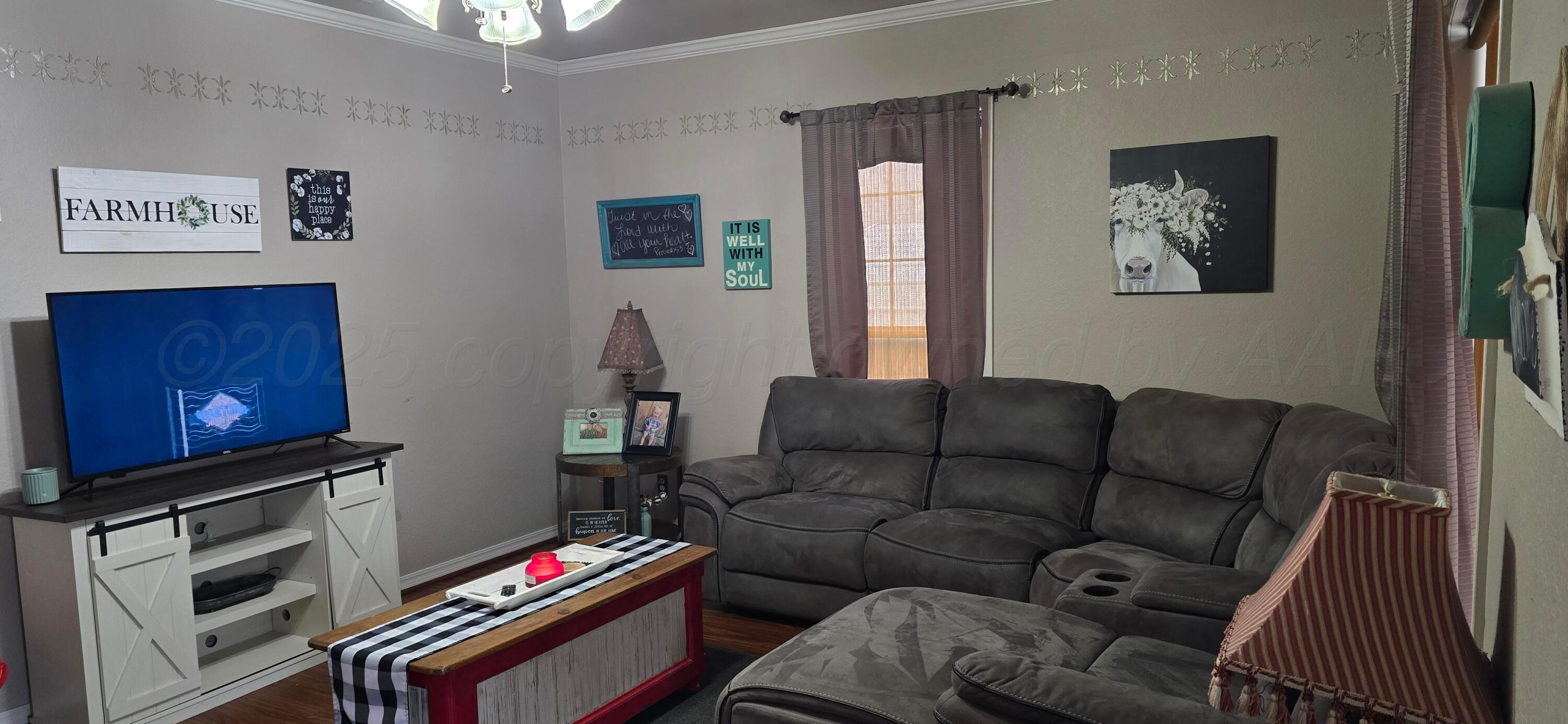 2115 Hemlock Street, Borger, Idaho image 4