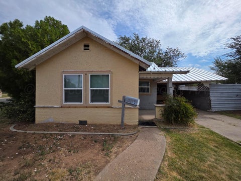 Homes For Rent - 918 N Highland Street<br/> Amarillo, TX 79107