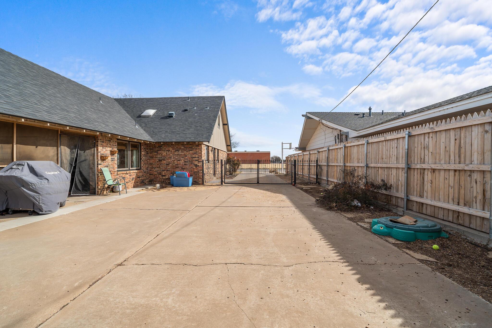 405 N Centre Street, Hereford, Texas image 44