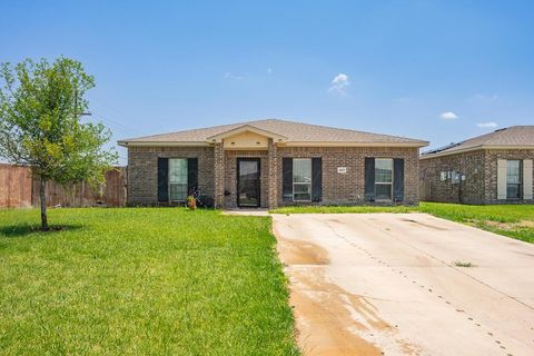 Homes For Sale - 4601 Gloster Street<br/> Amarillo, TX 79118