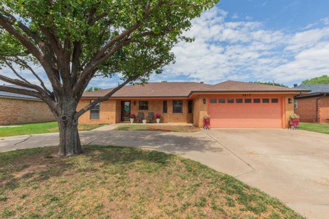 Homes For Sale - 2617 N Fir Street<br/> Gray County, Pampa, TX 79065