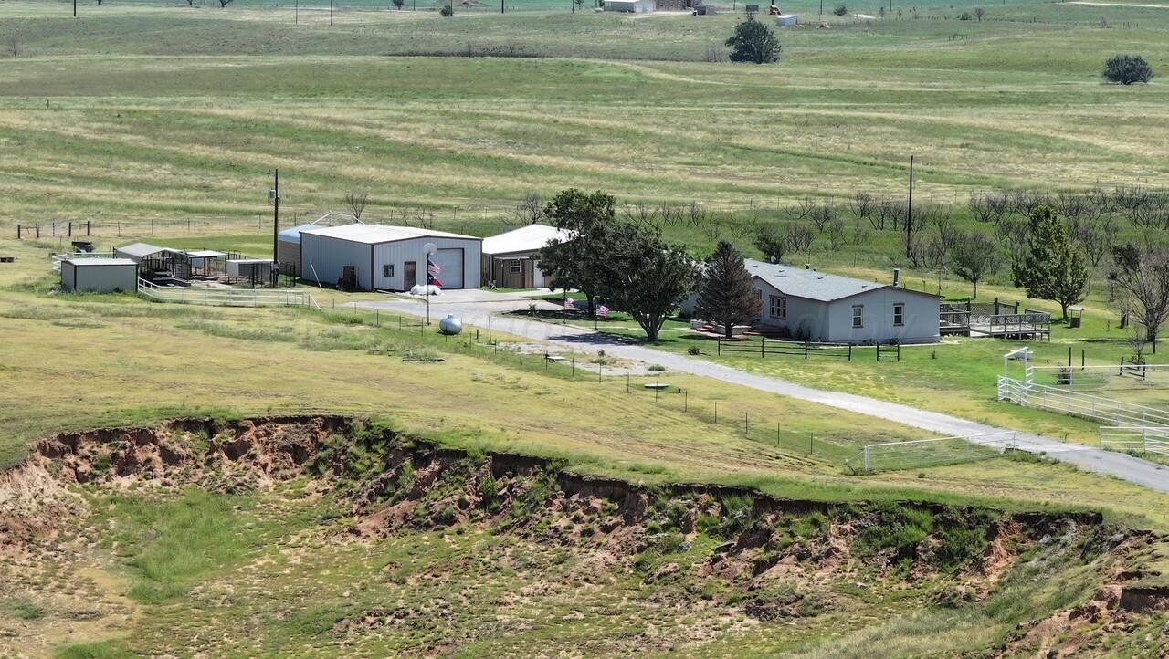 15211 Neighborhood Road, Canadian, Texas image 24