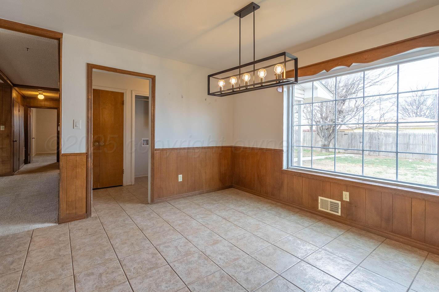 2403 N 15th Street, Canyon, Idaho image 9