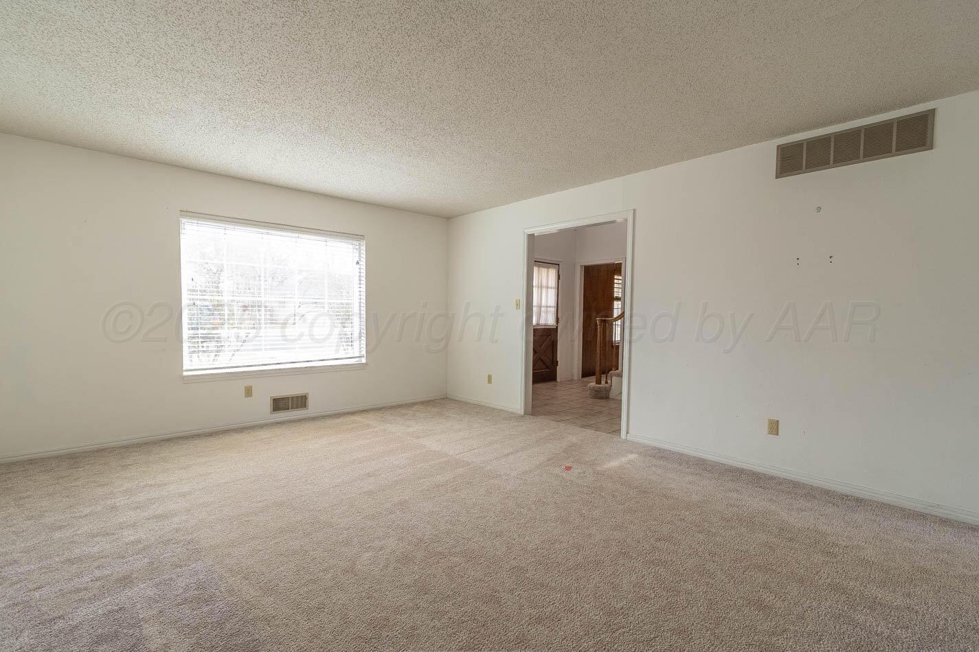 2403 N 15th Street, Canyon, Idaho image 8