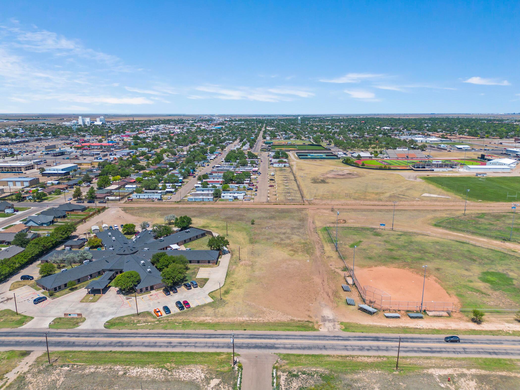 Land, Dumas, Texas image 9