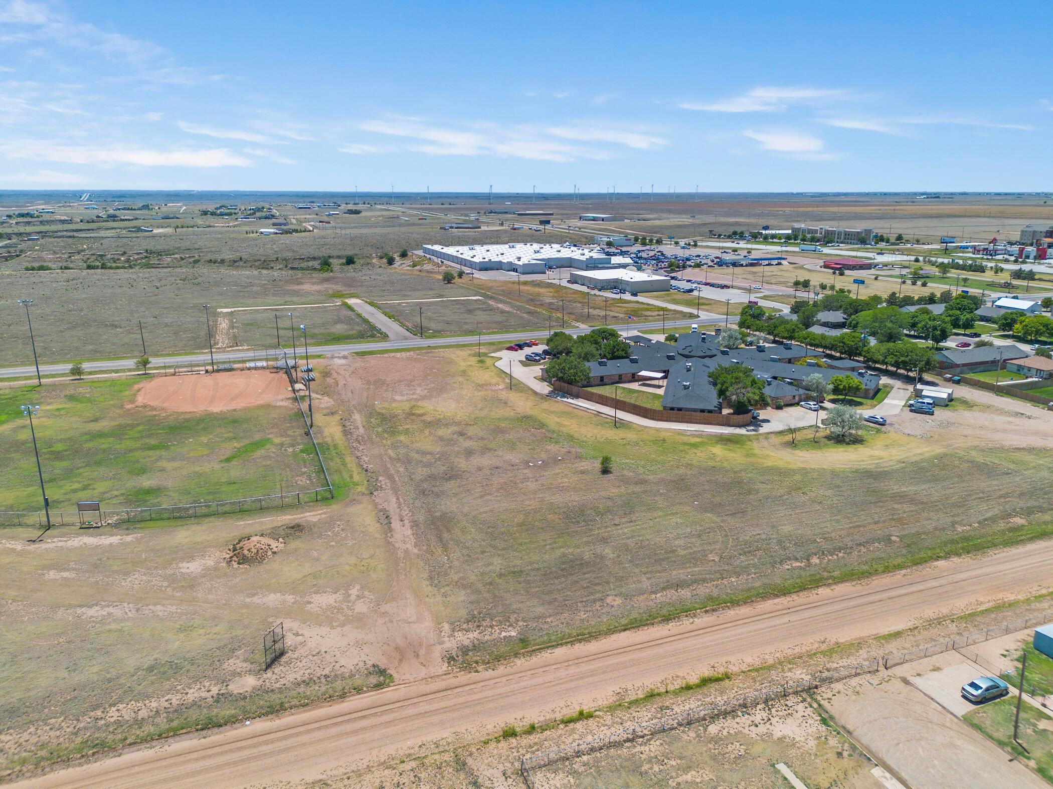 Land, Dumas, Texas image 6