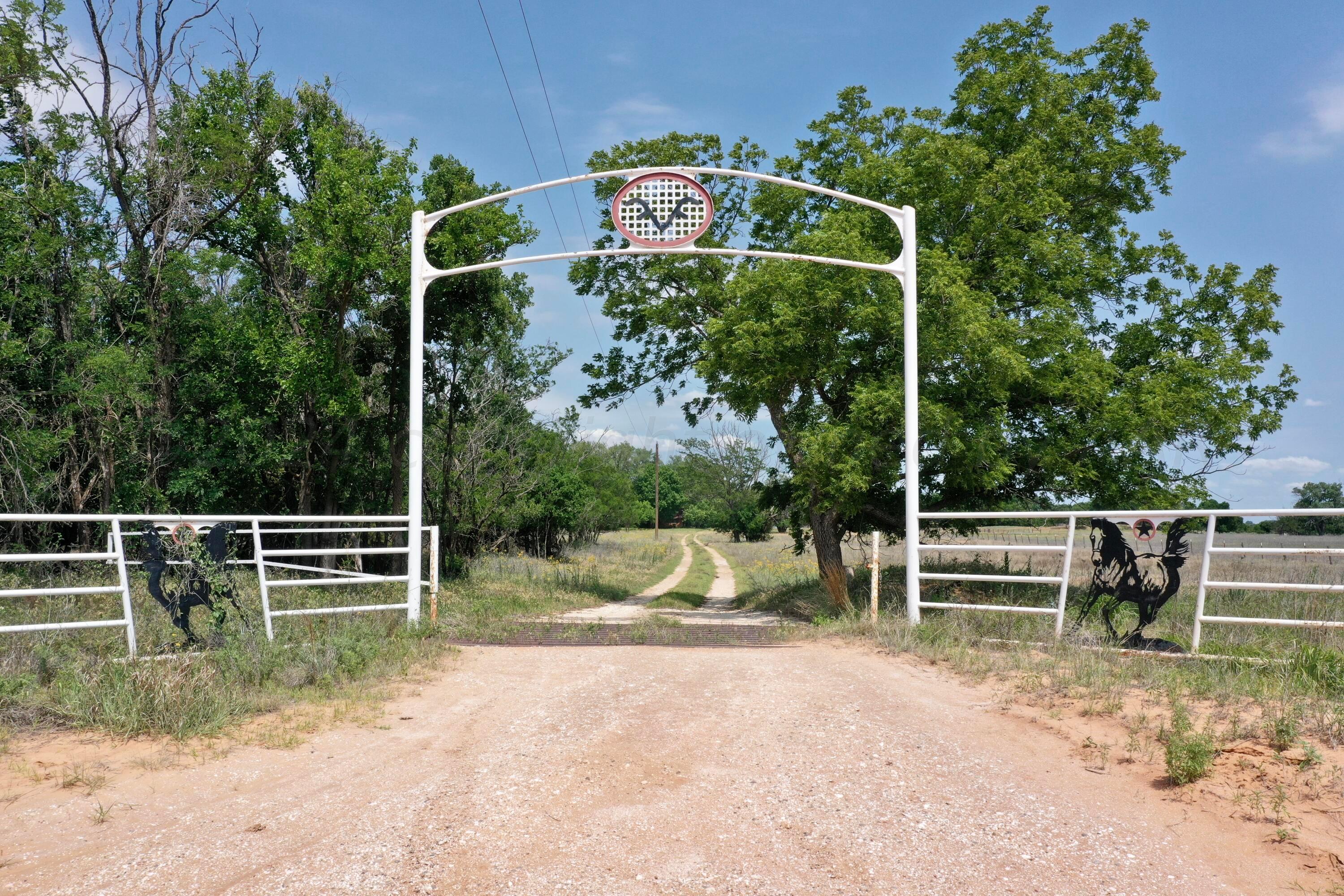 7394 Cr 15, Shamrock, Texas image 1