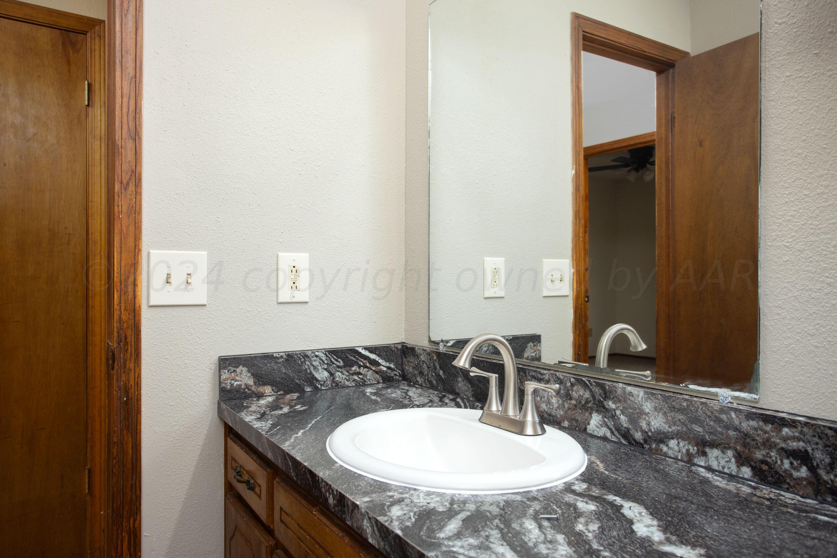 5301 E While A Way Road, Amarillo, Alaska image 20