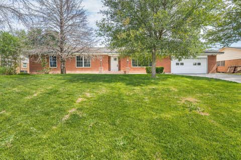 Homes For Sale - 1409 Hillcrest Drive<br/> Canyon, TX 79015