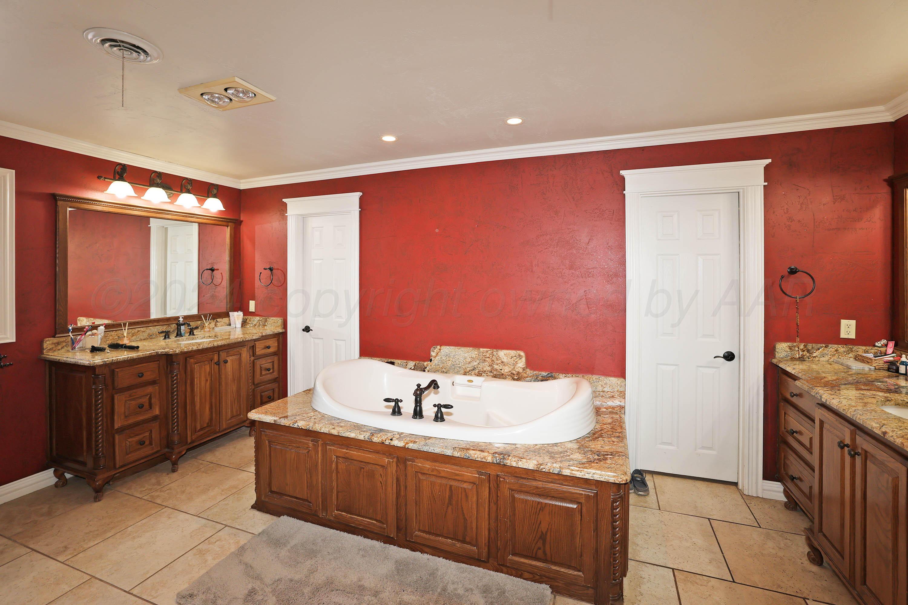 62 Hunsley Hills Boulevard, Canyon, Texas image 16