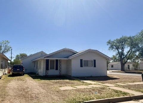 Homes For Sale - 823 S Kentucky Street<br/> Amarillo, TX 79106