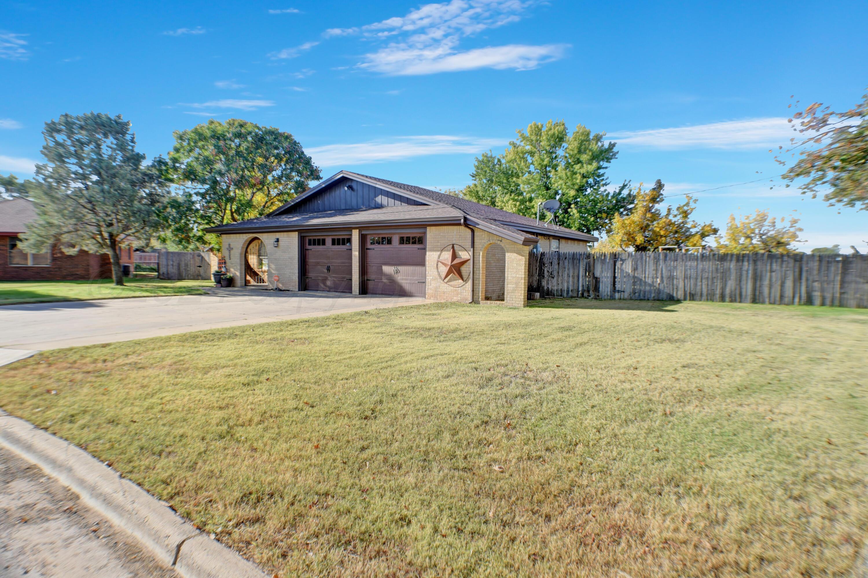 1507 W 7th Street, Friona, Texas image 3