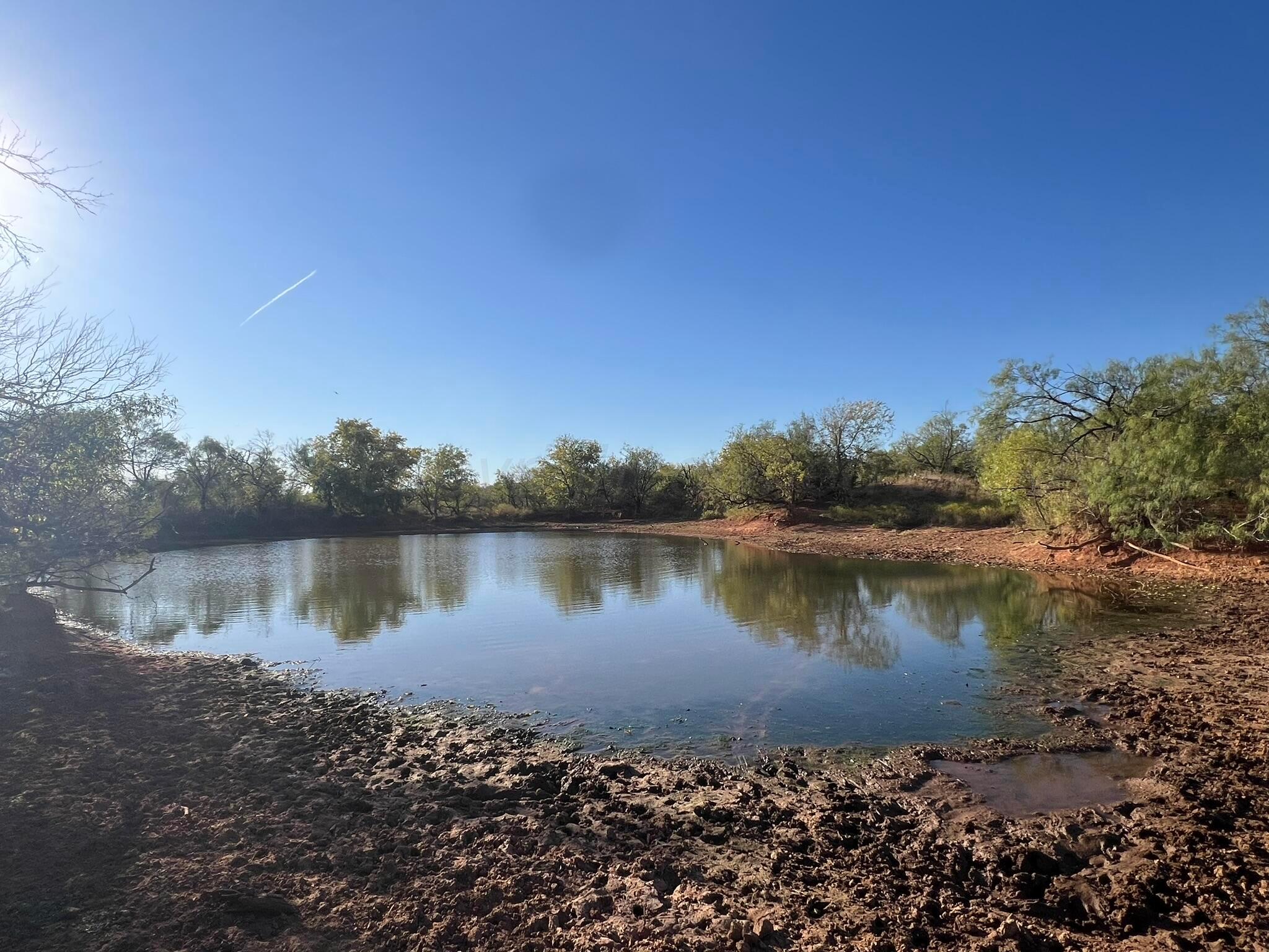 1390 S County Road 2 Rd, Childress, Texas image 8