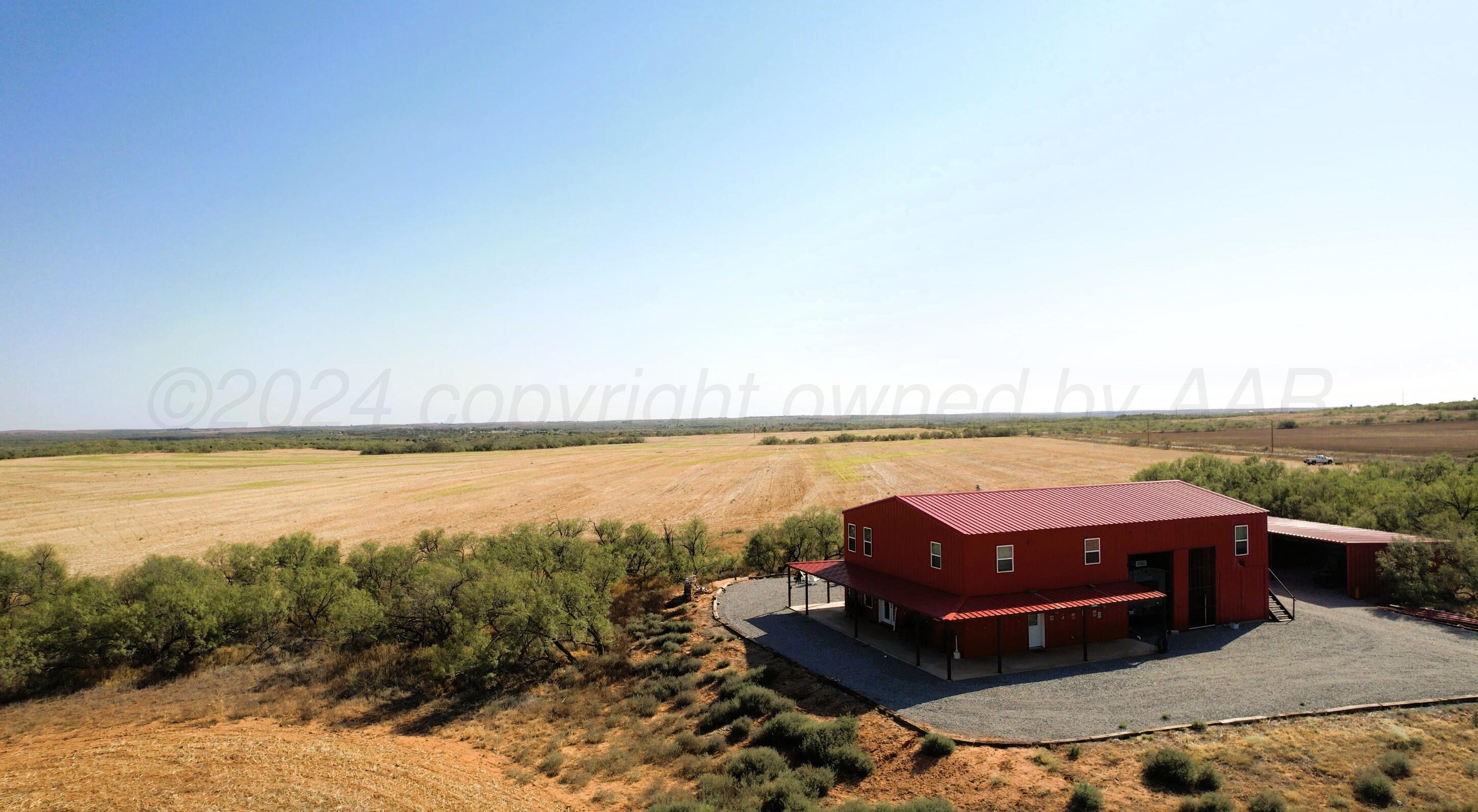 1390 S County Road 2 Rd, Childress, Texas image 3