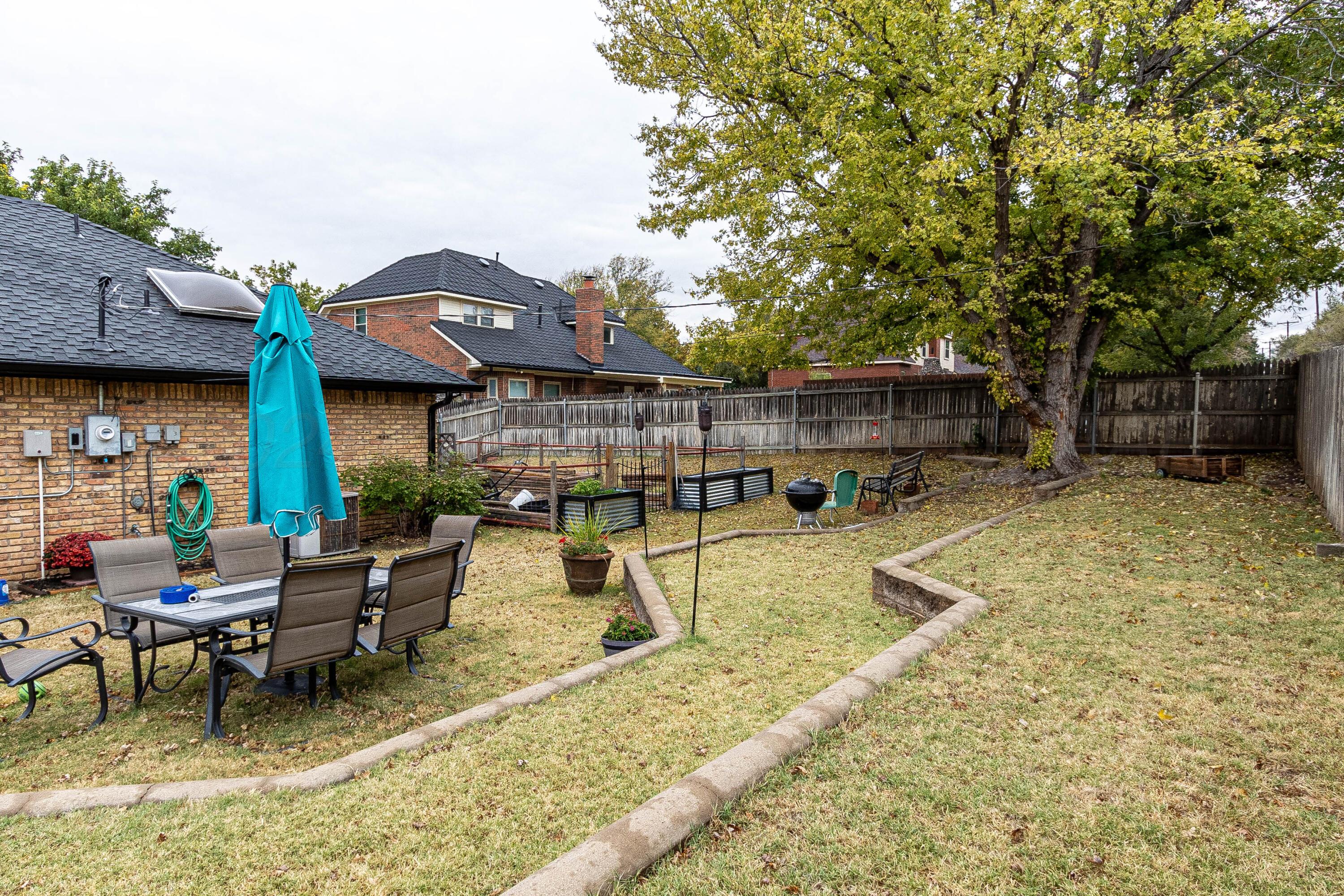 4 N Linkshire Drive, Borger, Texas image 30