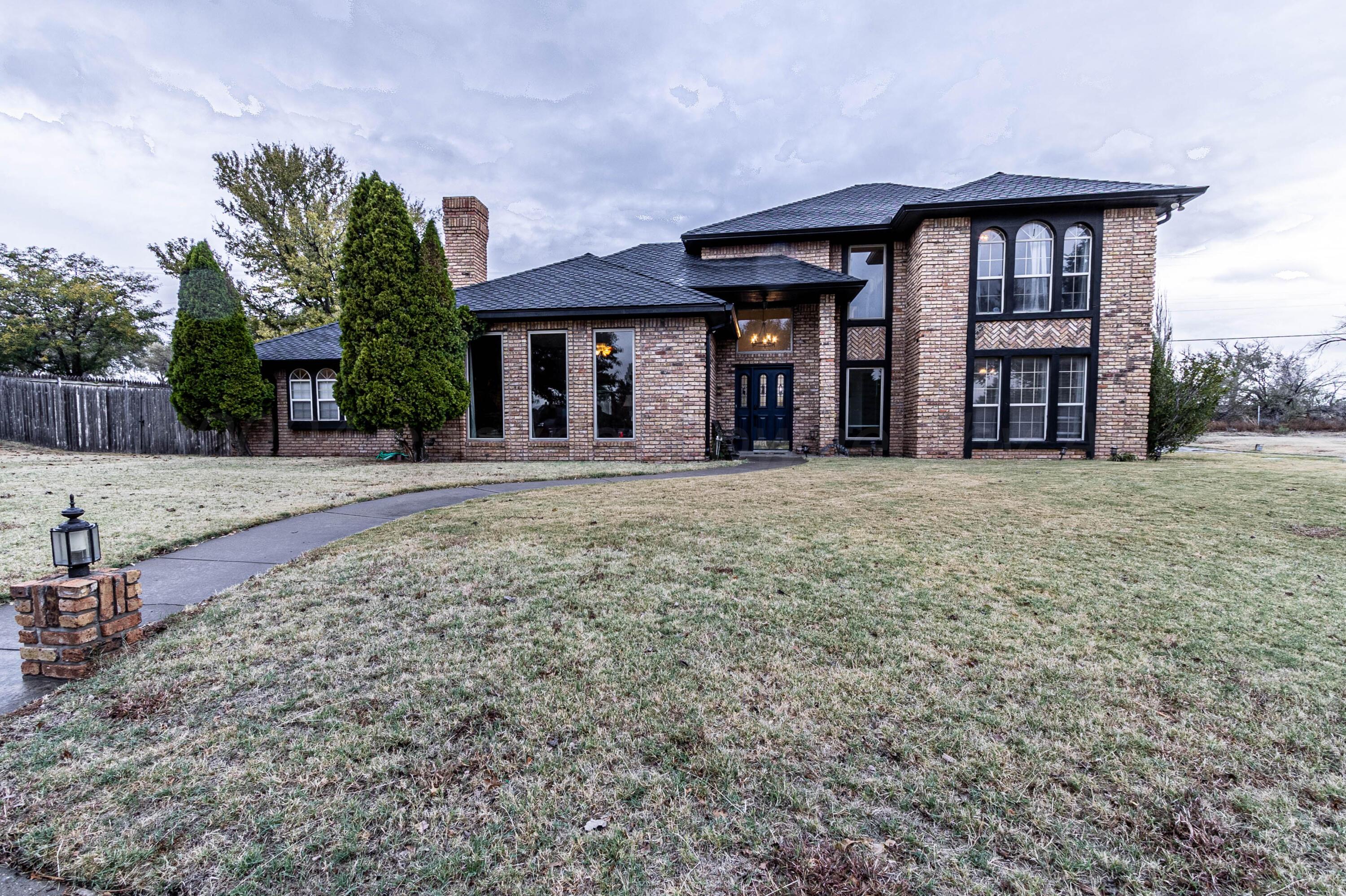 4 N Linkshire Drive, Borger, Texas image 1